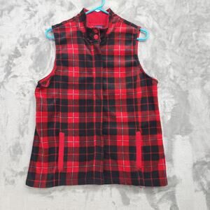 Basic Editions Vest Womens M Red Plaid Fleece Sleeveless Full Zip Casual Holiday